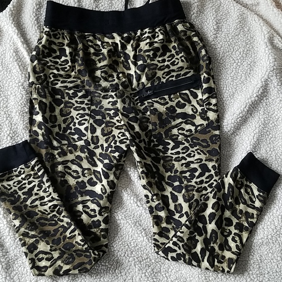 Urban Groove Cheetah Balera Dance Pants Large - Picture 2 of 8
